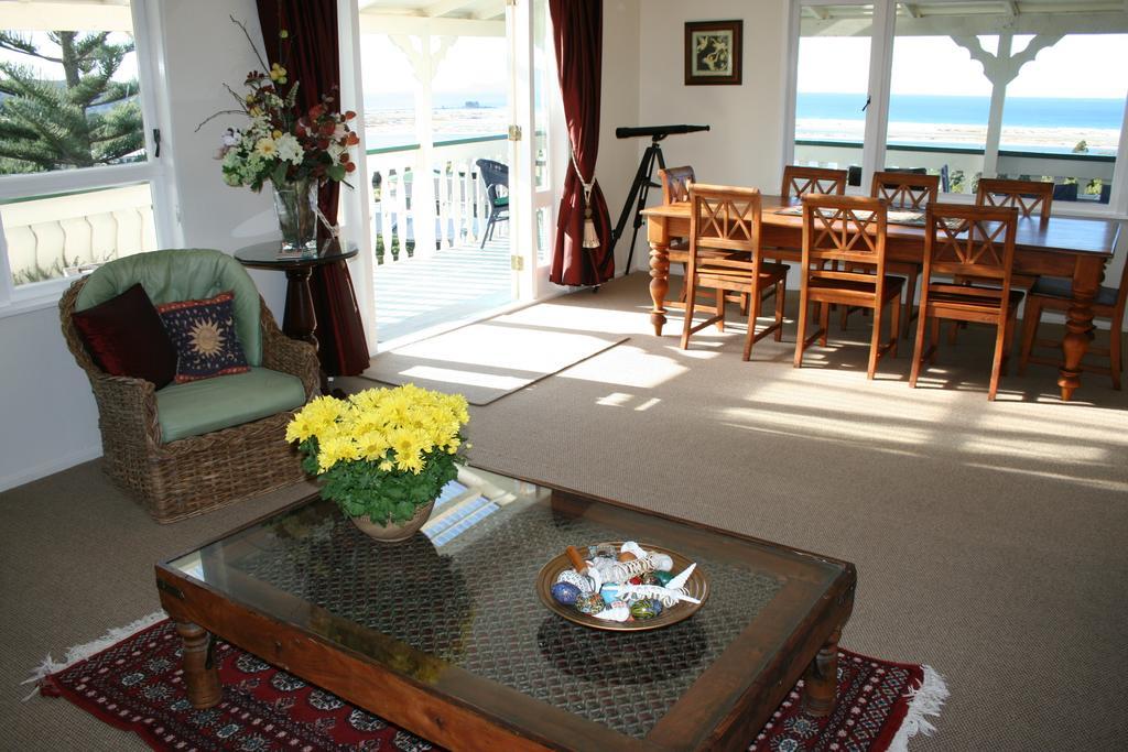 Mangawhai Lodge Habitación foto